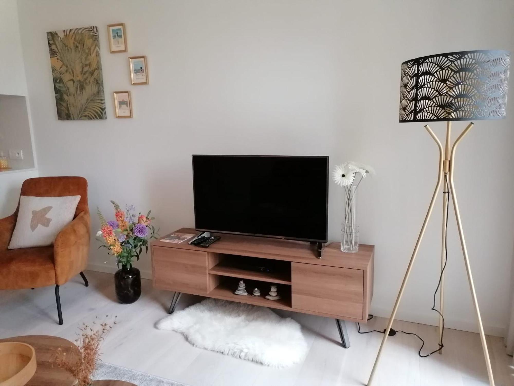 Bartine - Modern And Spacious Flat Near The Sea, Free Parking Space Οστένδη Εξωτερικό φωτογραφία