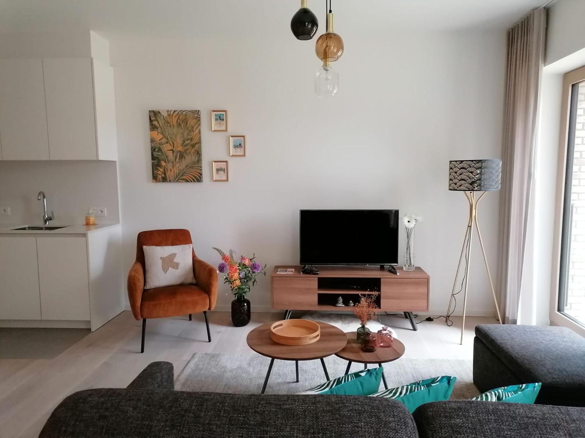 Bartine - Modern And Spacious Flat Near The Sea, Free Parking Space Οστένδη Εξωτερικό φωτογραφία